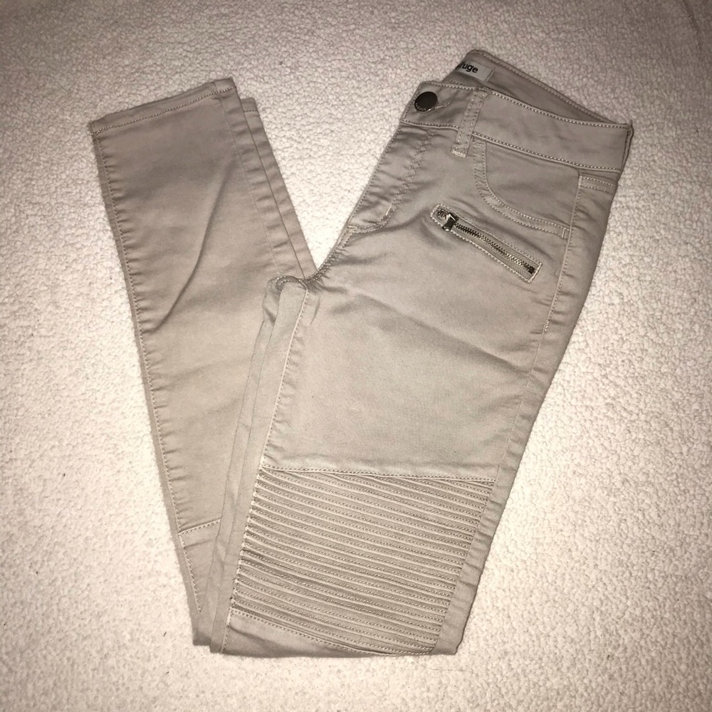 Refuge Jeans